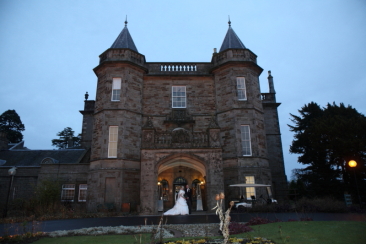 wedding photography at Dalmahoy Mariott Hotel Edinburgh